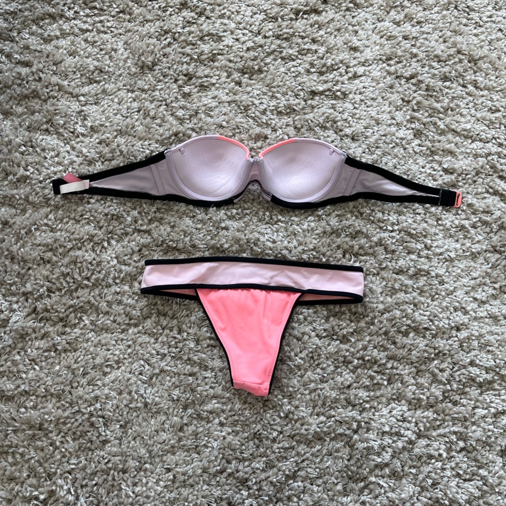 VS Bikini Set - Picture 2 of 4